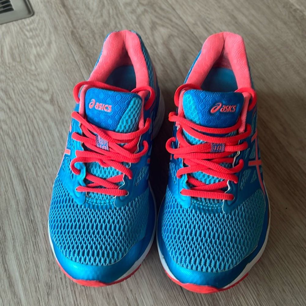 ASICS Running Shoe